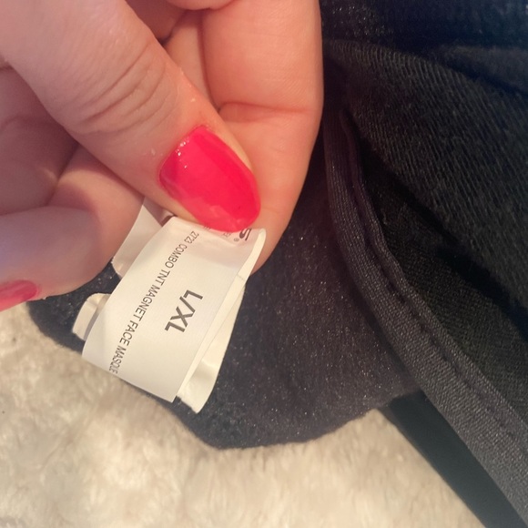 Serius Black Face Mask/Balaclava- Ski/Snowboard//Snowmobile/Outdoor Winter - Picture 4 of 5